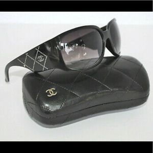Chanel Black crystal lattice temple sunglasses NEW
